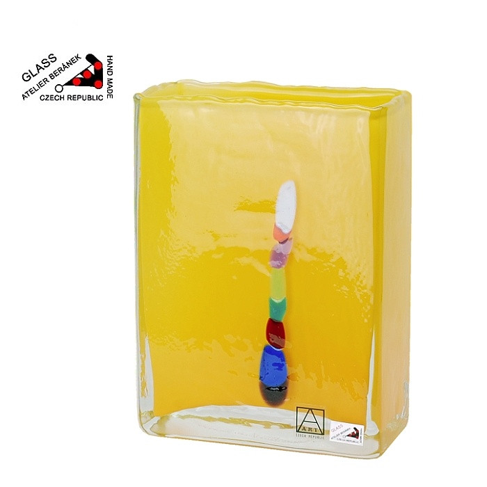Váza 20 cm z hutního skla žlutá, ruční výroba z atelieru Beránek